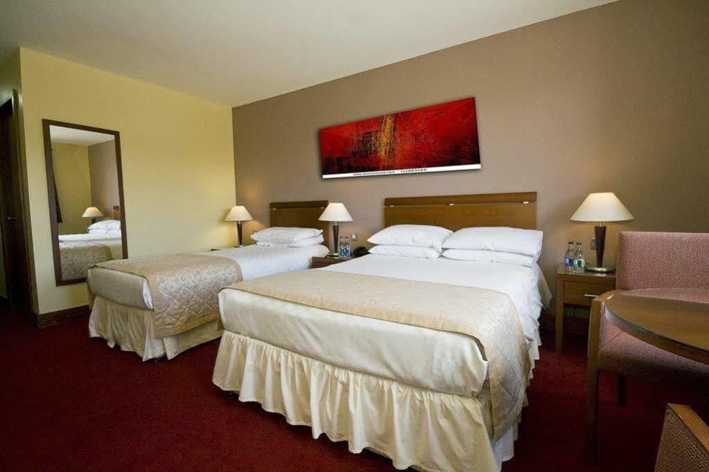 Four Seasons Hotel, Spa&Leisure Club Carlingford Extérieur photo