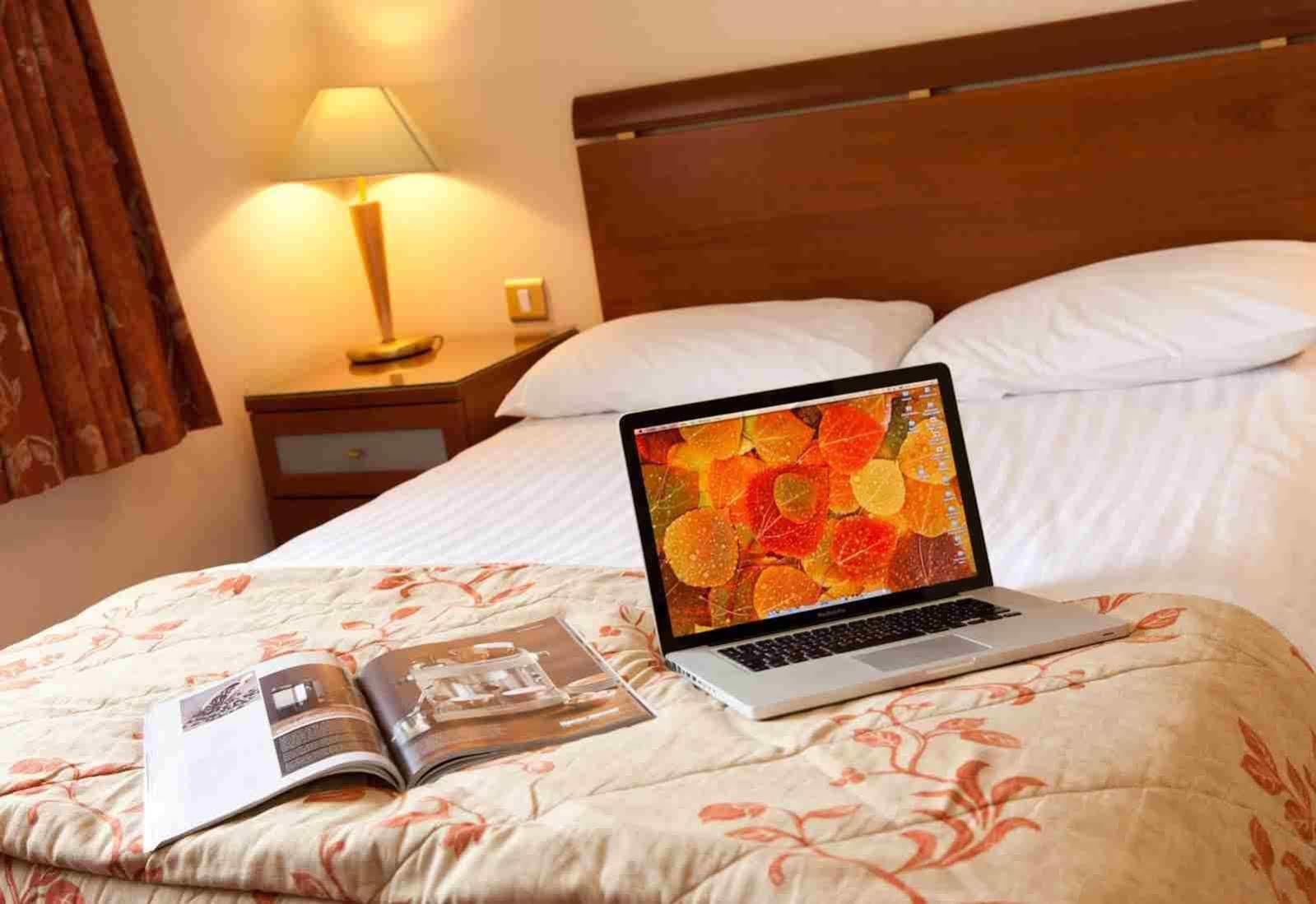 Four Seasons Hotel, Spa&Leisure Club Carlingford Extérieur photo